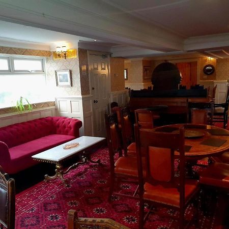 Rose Tor Hotel Ландъндо Екстериор снимка