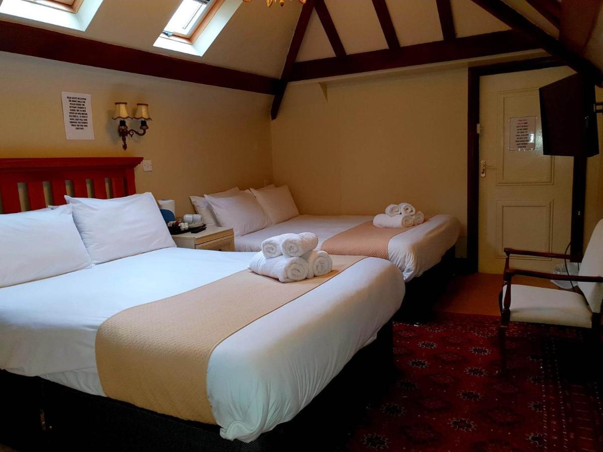 Rose Tor Hotel Ландъндо Екстериор снимка