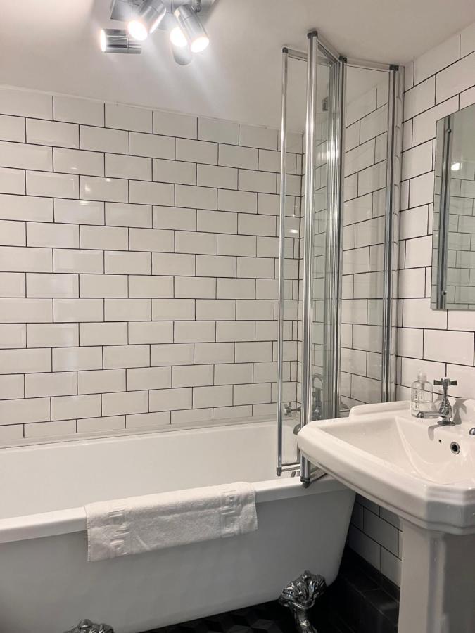 Rose Tor Hotel Ландъндо Екстериор снимка
