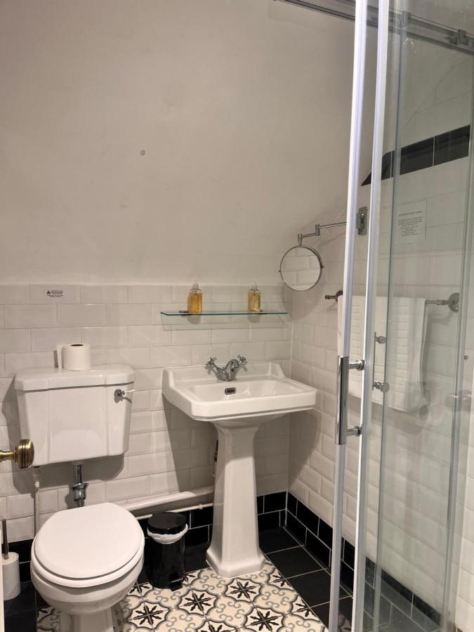 Rose Tor Hotel Ландъндо Екстериор снимка