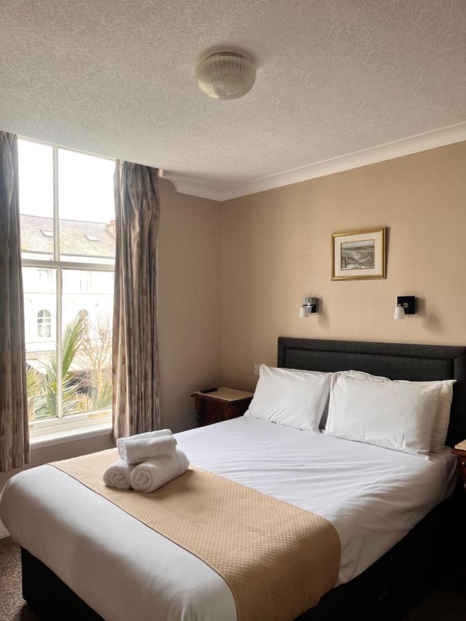 Rose Tor Hotel Ландъндо Екстериор снимка